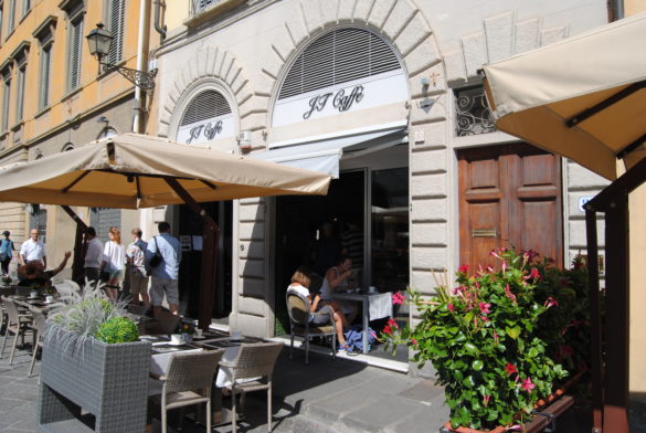 Where to Stay in Florence, Italy: Palazzo Belfiore – Living In Italy ...